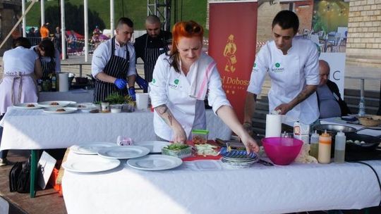 Znamy laureatów konkursu „Wokół stołu”