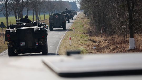 Żołnierze jadą na poligon. Wzmożony ruch kolumn wojskowych na Pomorzu Zachodnim