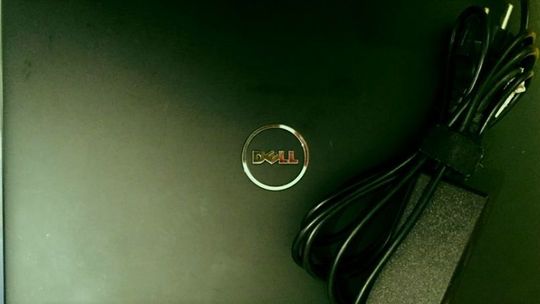 Zrobili bezpłatną imprezę, a skradziono im laptop