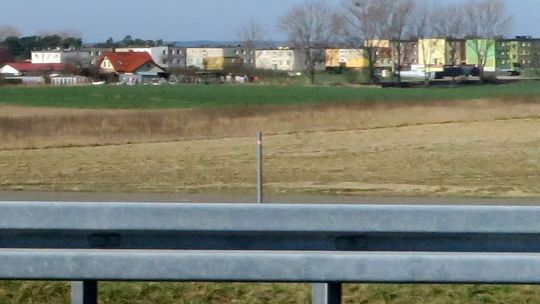 Zwłoki mężczyzny znaleźli w jednym z mieszkań w bloku