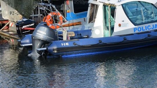 Zwłoki w łodzi na Odrze