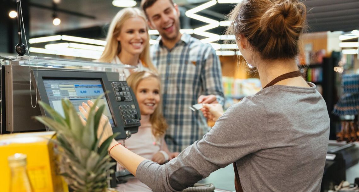Podwyżka dla 1,6 mln Polaków: Znamy oficjalne stawki minimalnego wynagrodzenia za 3 miesiące Podwyżka dla 1,6 mln Polaków: Znamy oficjalne stawki minimalnego wynagrodzenia za 3 miesiące