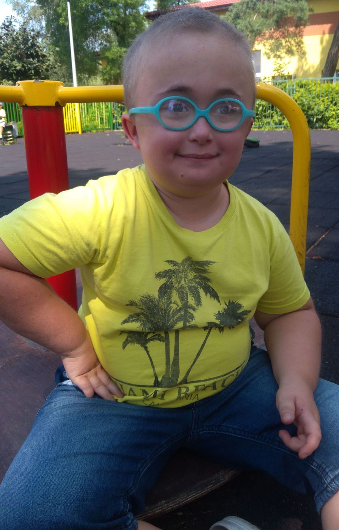 10-letni Bartoszek choruje na rzadką chorobę genetyczną. Możemy mu pomóc 10-letni Bartoszek choruje na rzadką chorobę genetyczną. Możemy mu pomóc