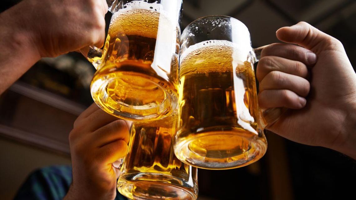 Trzeba kupić dużo by dostać jeszcze gratis. Zbliża się koniec takich promocji alkoholu