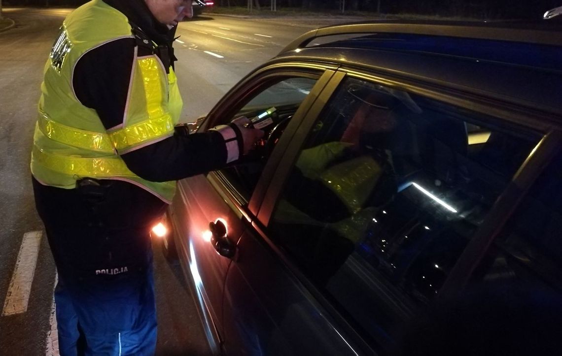 18-latek ledwo zdążył dostać dowód, a już stracił prawo jazdy