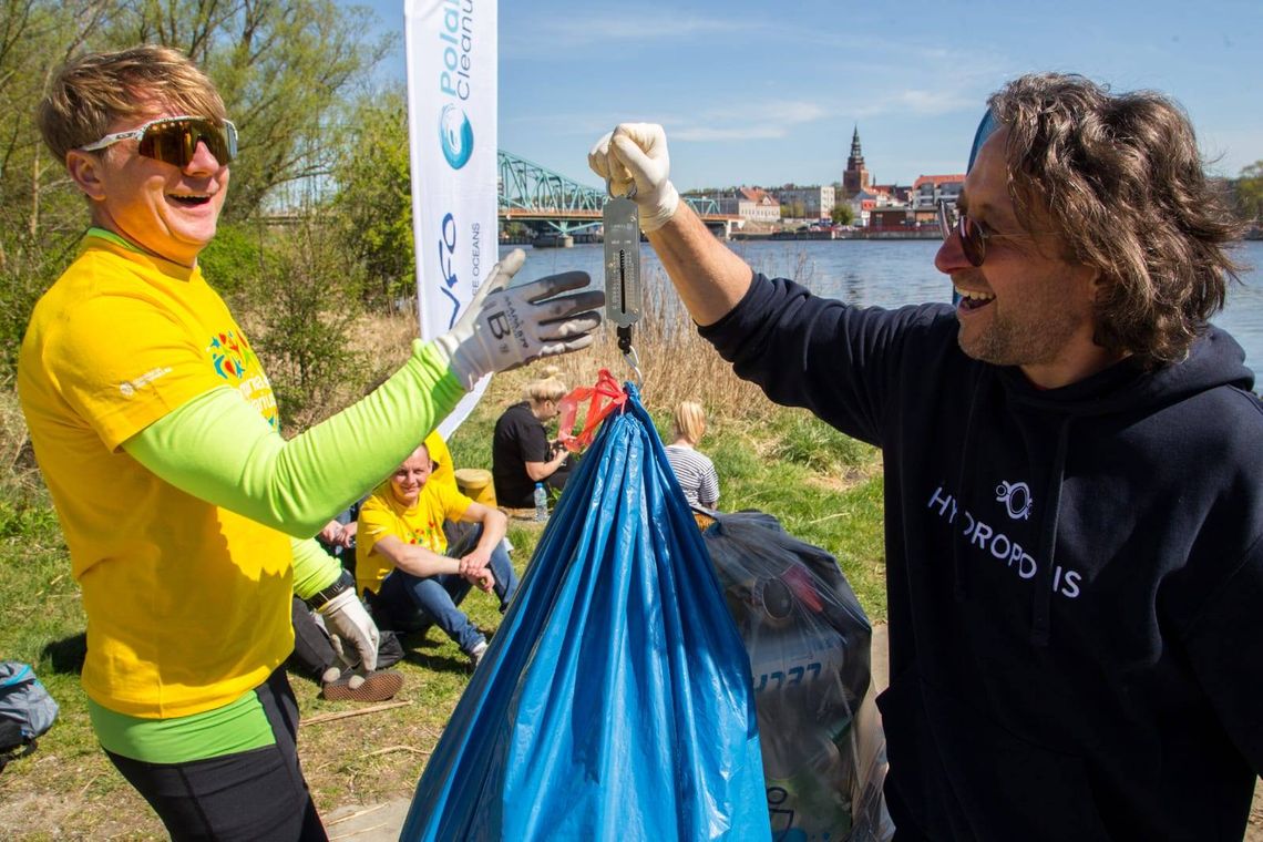 300 kg śmieci w jeden dzień pod Gryfinem. Wyniki badania morfologii odpadów po Akcji Czysta Odra 300 kg śmieci w jeden dzień pod Gryfinem. Wyniki badania morfologii odpadów po Akcji Czysta Odra
