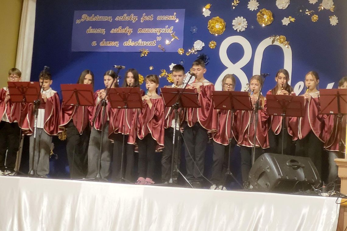 80 lat historii i tradycji: Jubileusz Szkoły Podstawowej w Mieszkowicach 80 lat historii i tradycji: Jubileusz Szkoły Podstawowej w Mieszkowicach