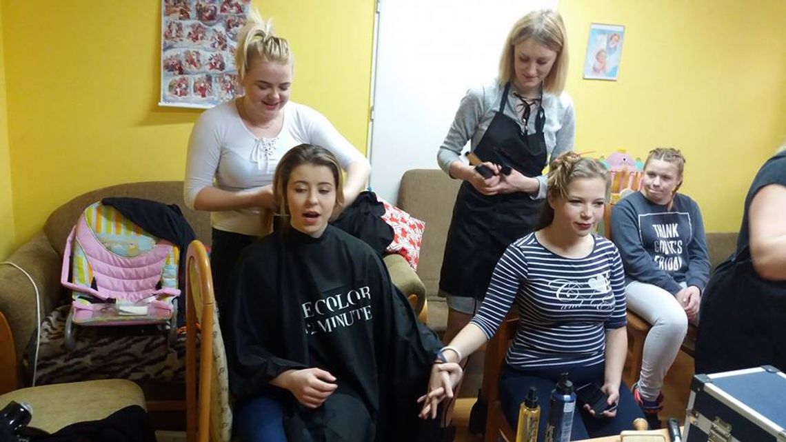 Akcja gryfińskiego salonu fryzjerskiego dla Domu Dziecka