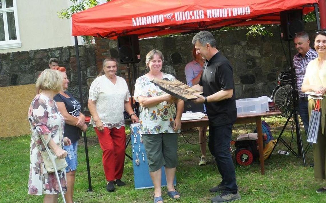 Aksamitny Festiwal przyciągnął miłośników kwiatów, dobrej zabawy i pysznego jedzenia [FOTO]