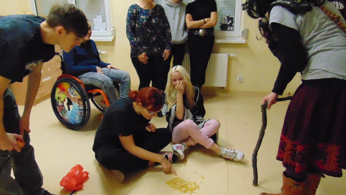 Andrzejkowym zwyczajom stało się zadość Andrzejkowym zwyczajom stało się zadość