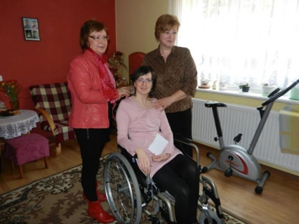 Ania potrzebuje naszej pomocy Ania potrzebuje naszej pomocy