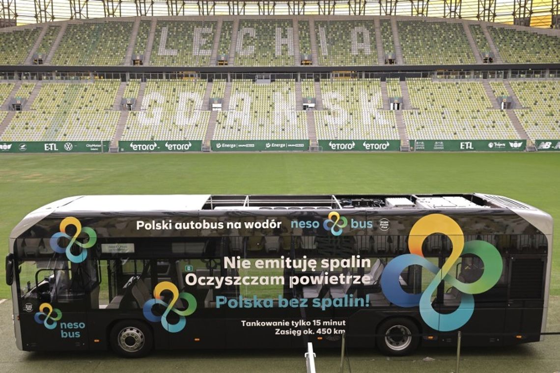 Autobus na wodór wyrusza w trasę Autobus na wodór wyrusza w trasę