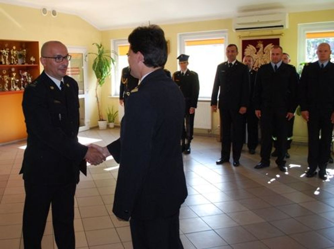 Awansowało czterech strażaków Awansowało czterech strażaków