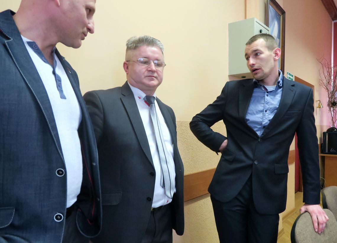 Awantura nie tylko o podatek od środków transportu Awantura nie tylko o podatek od środków transportu