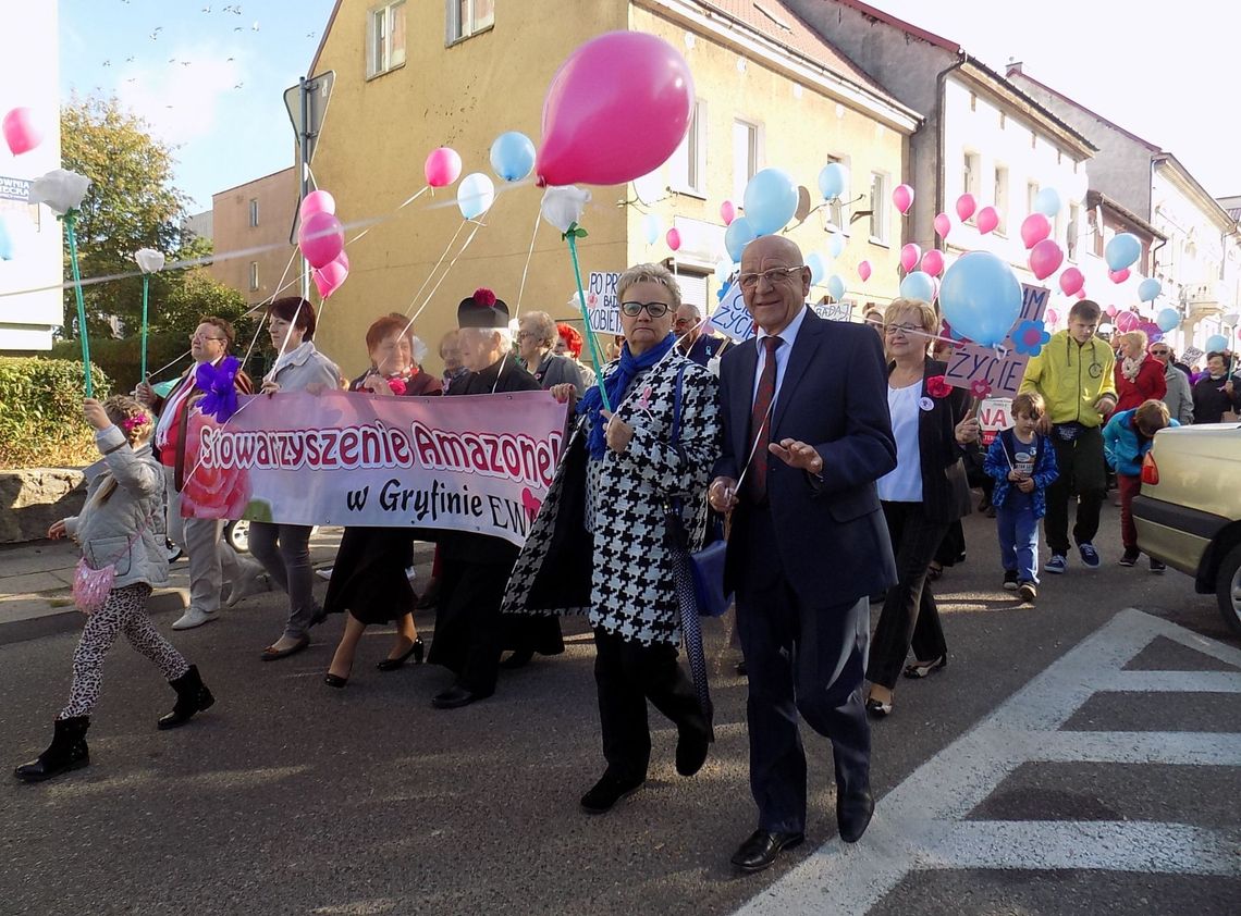 Baloniki pofrunęły do nieba. Dla życia! Baloniki pofrunęły do nieba. Dla życia!