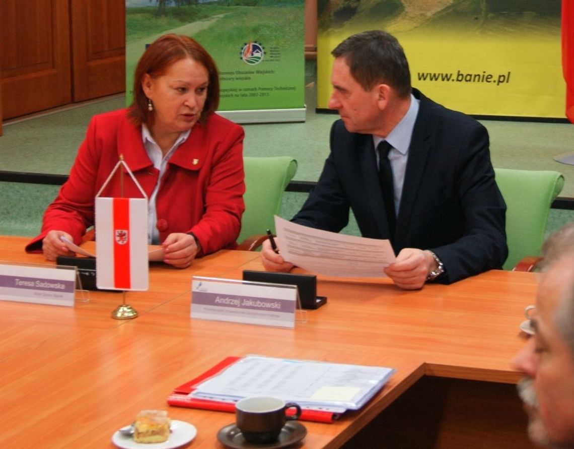 Banie dostaną pieniądze na drogę Banie dostaną pieniądze na drogę