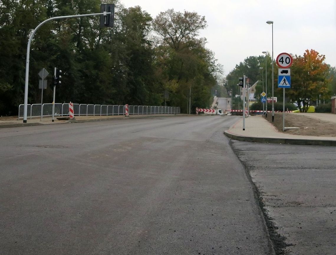 Barierki mają zapewniać bezpieczeństwo Barierki mają zapewniać bezpieczeństwo