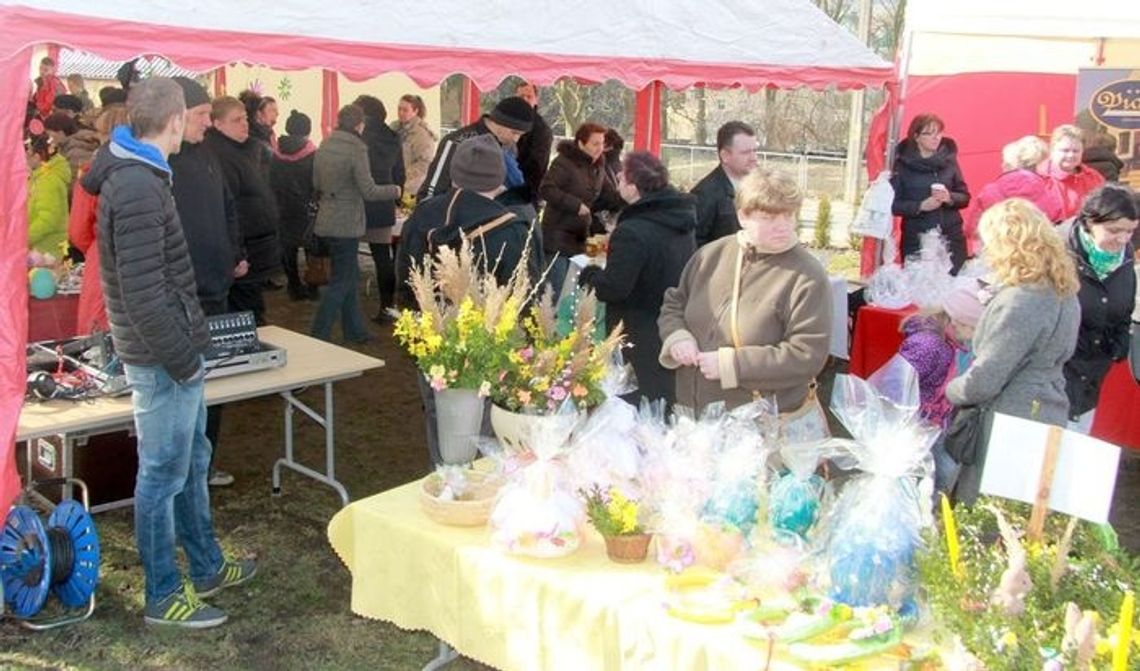 Będą się dzielić jajkiem i kultywować inne wielanocne tradycje Będą się dzielić jajkiem i kultywować inne wielanocne tradycje
