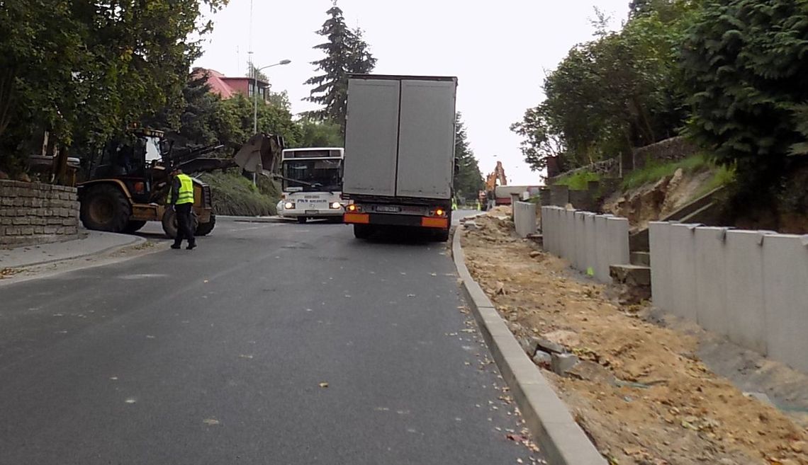 Bezpieczeństwem na ulicy Armii Krajowej zajmie się policja