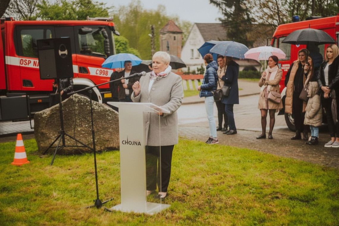 Bezpieczeństwo mieszkańców zakładnikiem biurokracji? Spór o ubezpieczenie wozów i zrzutka strażaków z Nawodnej