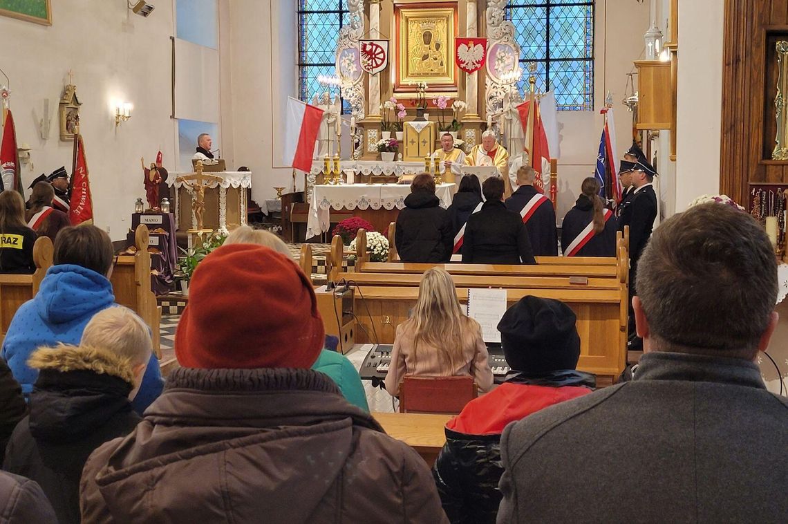 Biało-czerwony dzień. Od pantomimy po koncert „Echo Niepodległej” Biało-czerwony dzień. Od pantomimy po koncert „Echo Niepodległej”
