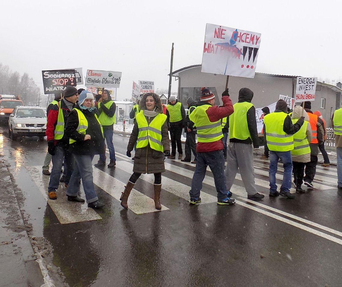 Blokowali drogę w proteście
