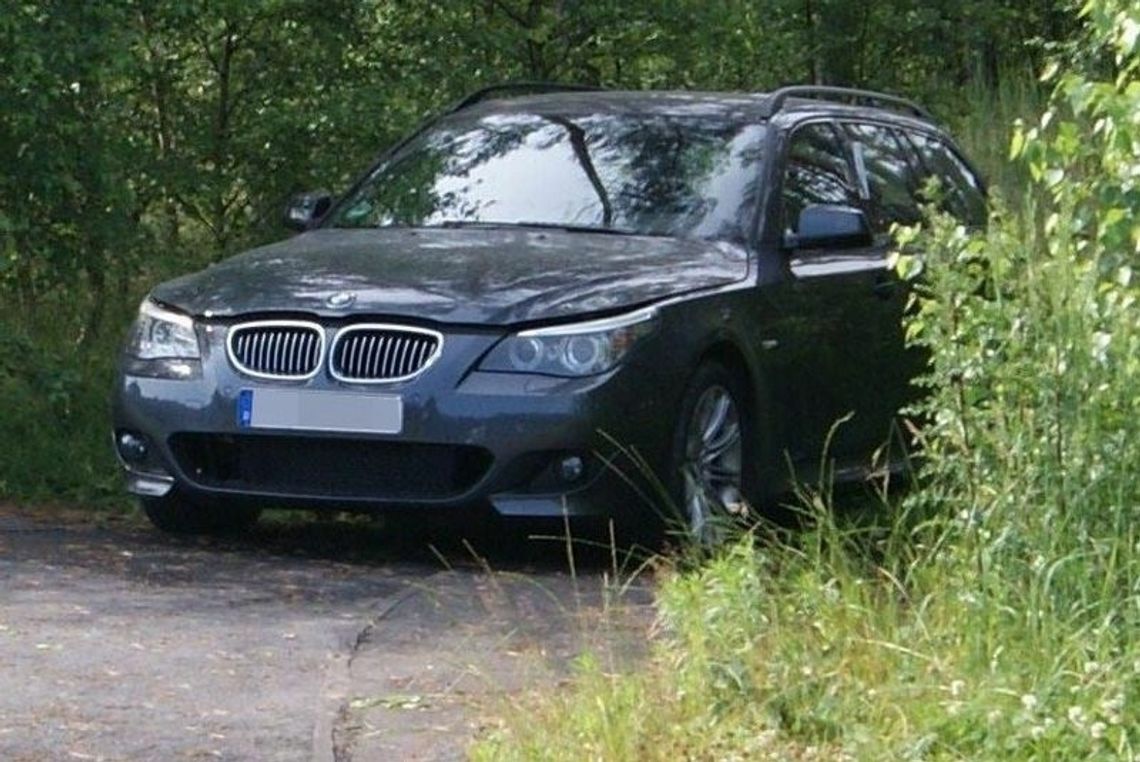 BMW jeździł po lasach, a i tak wpadł