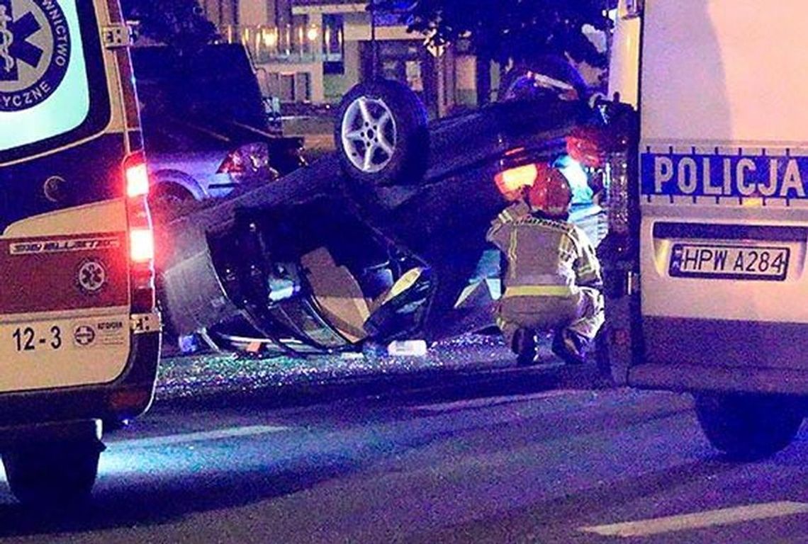 BMW wjechał w grupę pieszych idących chodnikiem. Miał ponad 2 promile