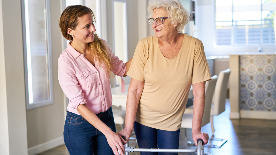 Bon senioralny 2026. Pomoże seniorowi i jego rodzinie. Znamy szczegóły