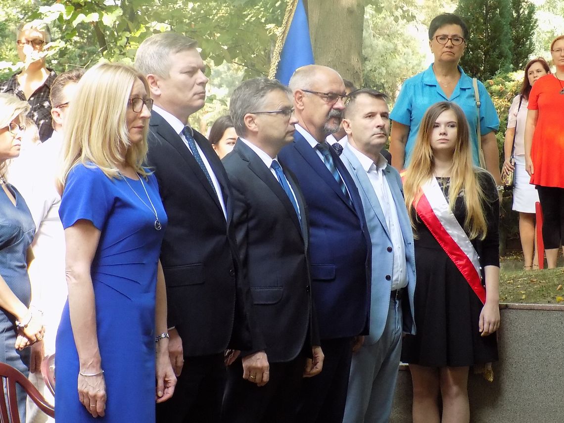 Budujcie ojczyznę na prawdzie Budujcie ojczyznę na prawdzie