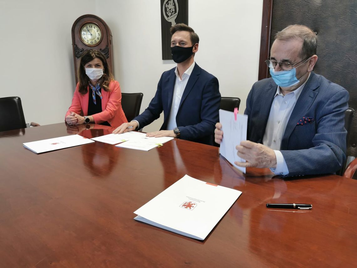 Budynek urzędu przejdzie termomodernizację Budynek urzędu przejdzie termomodernizację