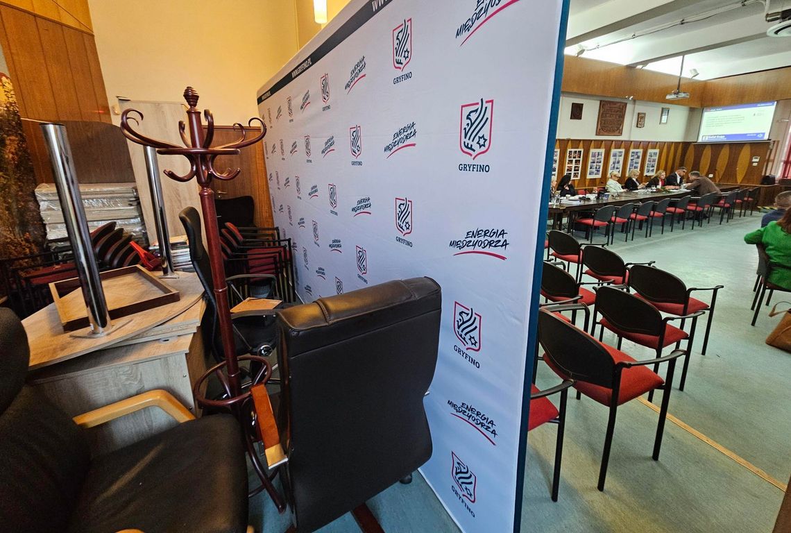 Bunt w Urzędzie Miasta i Gminy. Fiasko rozmów z burmistrzem i groźba oflagowania jednostki