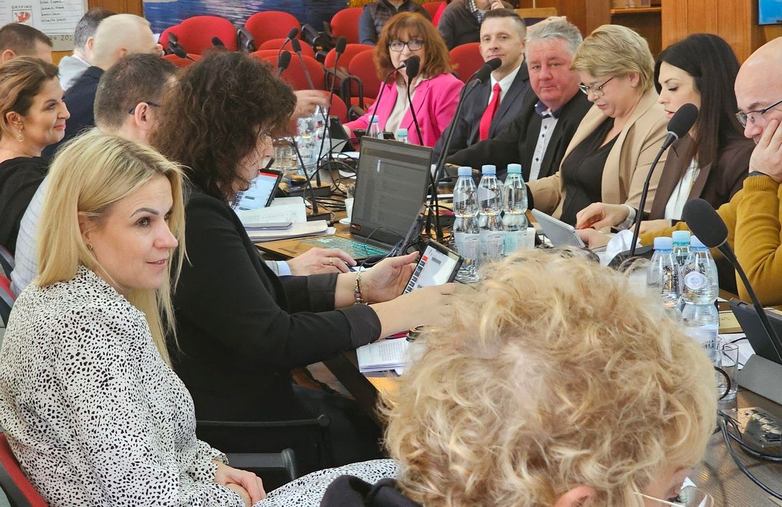 Burmistrz bez absolutorium i wotum zaufania? Radni traktowani jak chorągiewki? Burmistrz bez absolutorium i wotum zaufania? Radni traktowani jak chorągiewki?