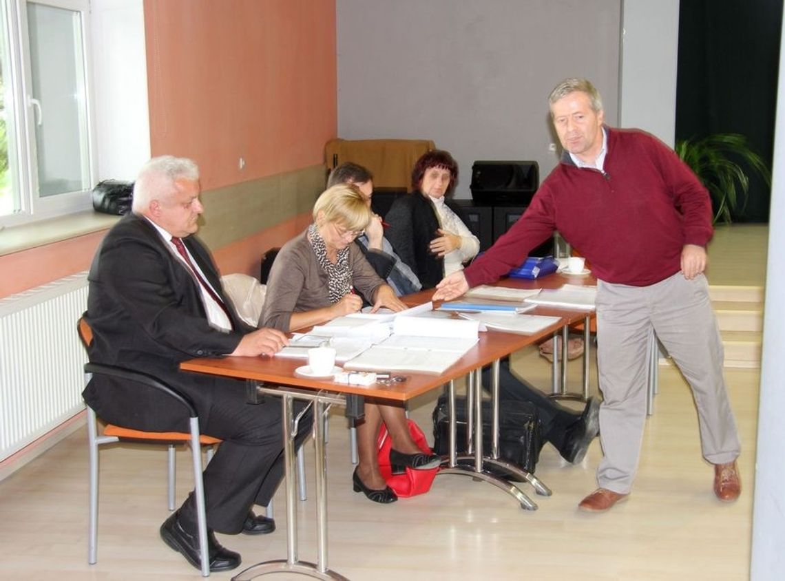 Burmistrz odmówił wynajęcia sali konkurencyjnemu ugrupowaniu Burmistrz odmówił wynajęcia sali konkurencyjnemu ugrupowaniu