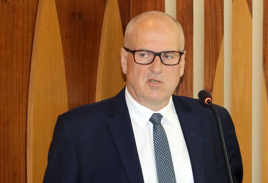 Burmistrz zgodzi się na odkupienie kortów za 1,2 mln zł.? Czy CSiR zbankrutuje gdy przejmie obiekty