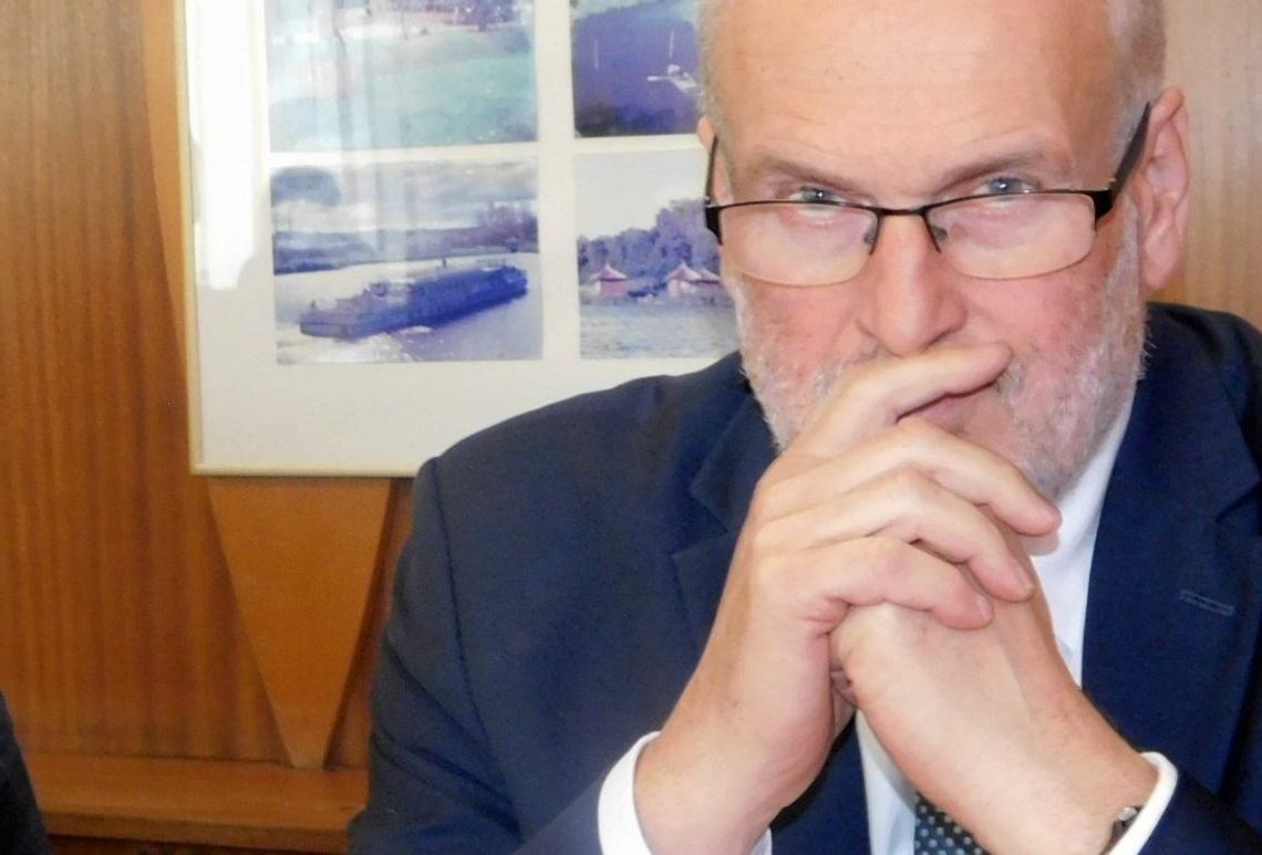 Burmistrz znów wyskakuje z podwyżkami podatków. Polityka hochsztaplerska Burmistrz znów wyskakuje z podwyżkami podatków. Polityka hochsztaplerska