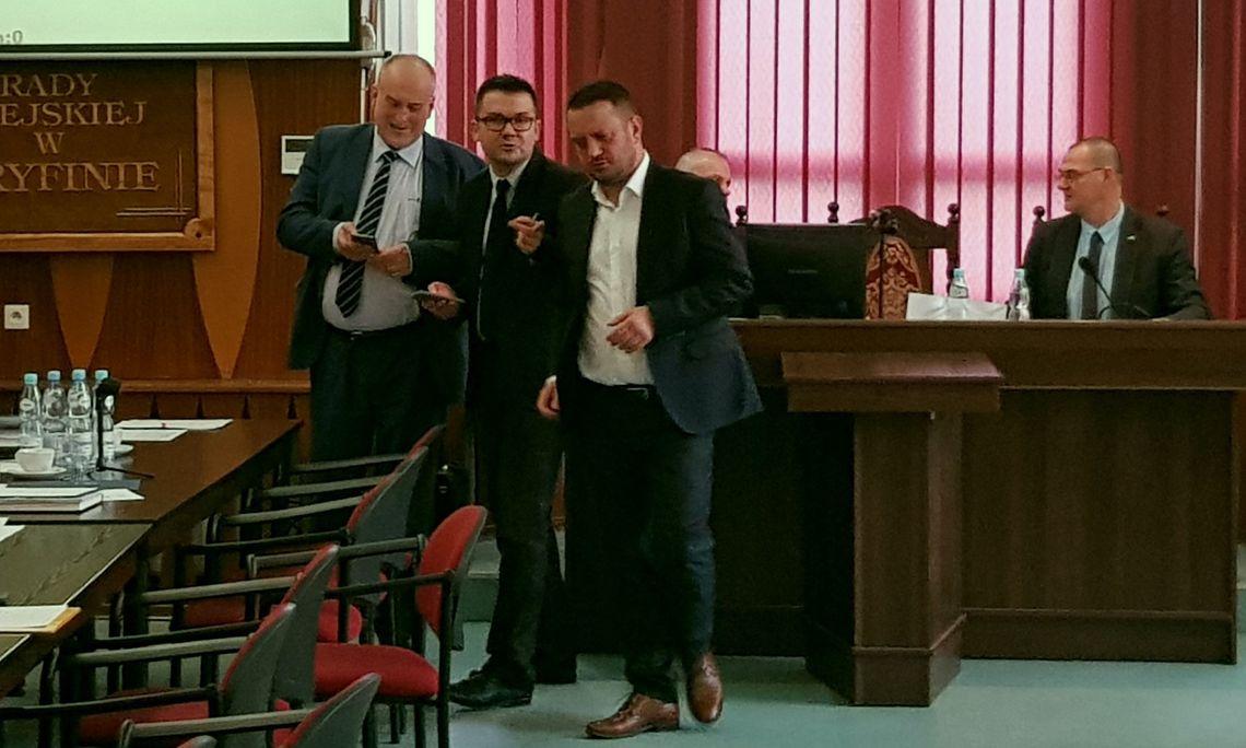 Burmistrzowi Mieczysławowi Sawarynowi dziękuje Andrzej Kordylasiński z igryfino 