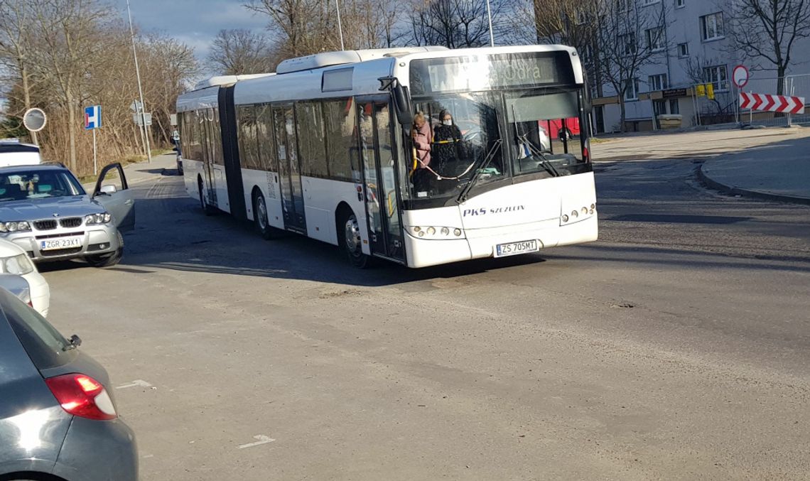 Burmistrzu, dla kogo ta komunikacja publiczna? Koszmar pasażerów trwa