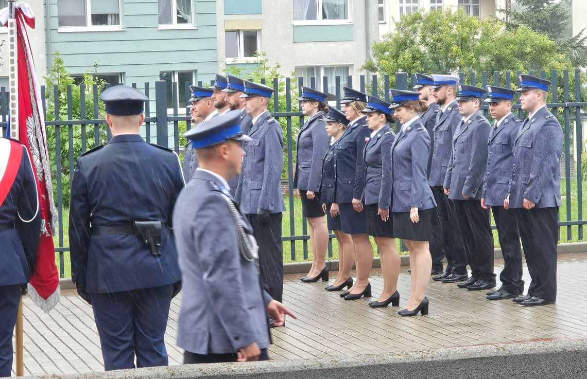 Były nie tylko awanse. Kogo zobaczymy na zdjęciach? Były nie tylko awanse. Kogo zobaczymy na zdjęciach?
