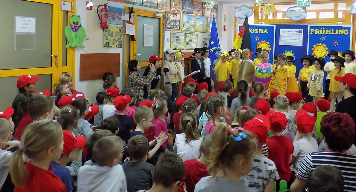 "Calineczka" i goście z Pinnow śpiewająco w wiosennym świecie dziecięcej fantazji [ZDJĘCIA, FILM cz.2]