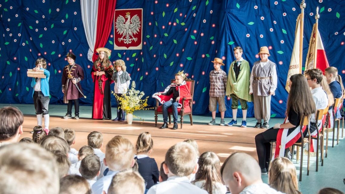 Celebracja Święta Konstytucji 3 Maja w najbardziej turystycznym miasteczku w powiecie