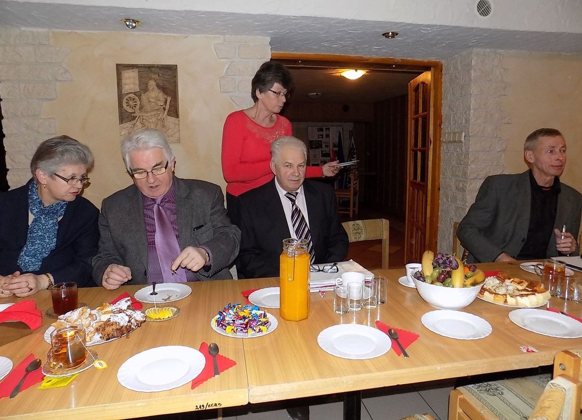 Chcieli połączyć przyjemne z pożytecznym Chcieli połączyć przyjemne z pożytecznym