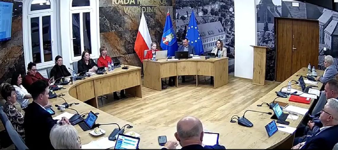 Chojna sparaliżowana! Radni odrzucili projekt budżetu na 2026 r. przedstawiony przez burmistrz Rawecką