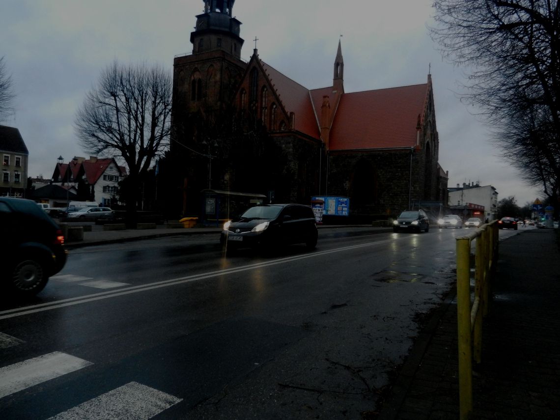 Ciemno i niebezpiecznie Ciemno i niebezpiecznie