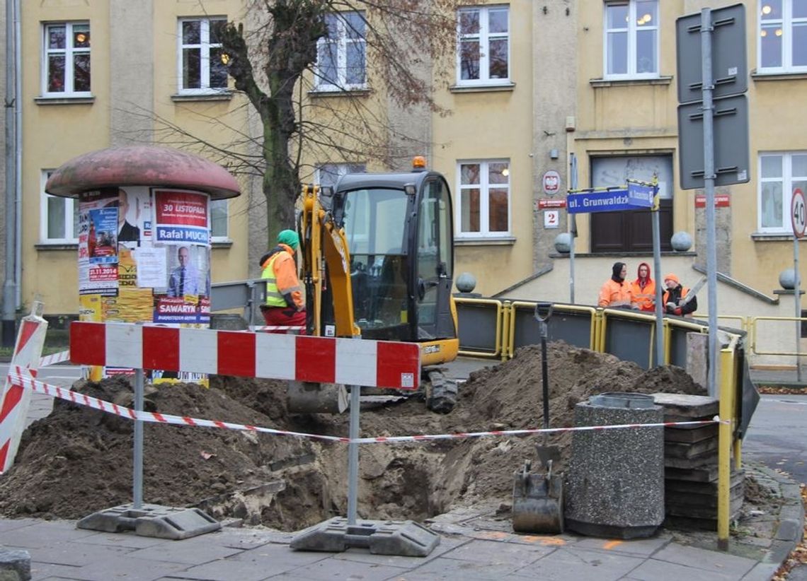 Co oni tak kopią na Szczecińskiej Co oni tak kopią na Szczecińskiej