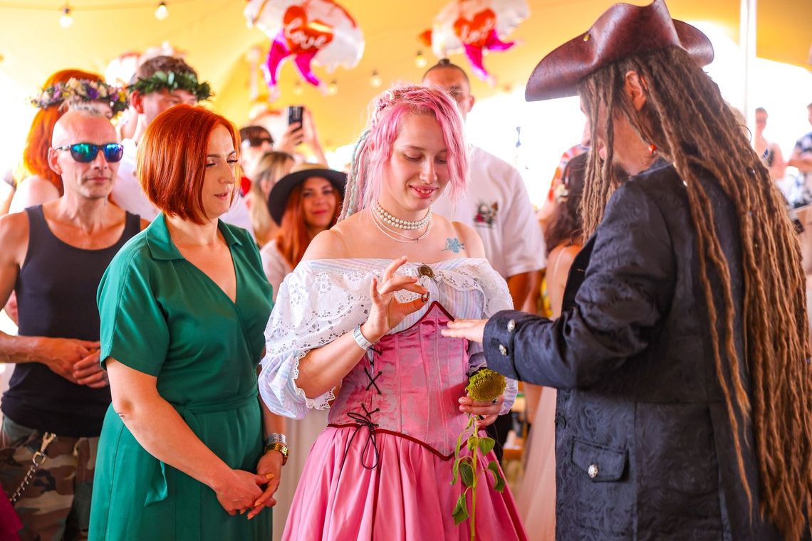 Co to były za śluby! Na Pol'and'Rock Festival 11 par powiedziało TAK [FOTO]