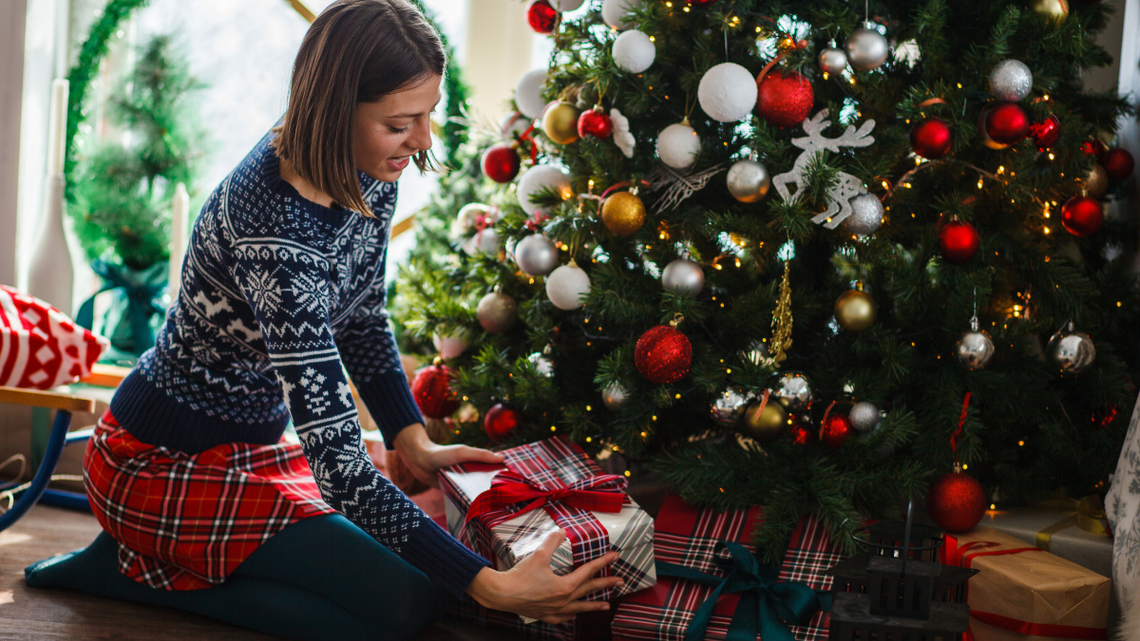 Wiadomo, jakie prezenty świąteczne kupujemy przez internet. Też tak robisz? Wiadomo, jakie prezenty świąteczne kupujemy przez internet. Też tak robisz?