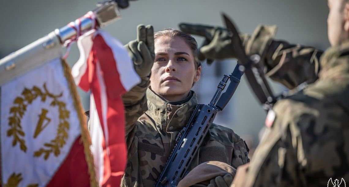 Służba w wojsku i praca cywilna. Jak WOT przyciąga Polki Służba w wojsku i praca cywilna. Jak WOT przyciąga Polki