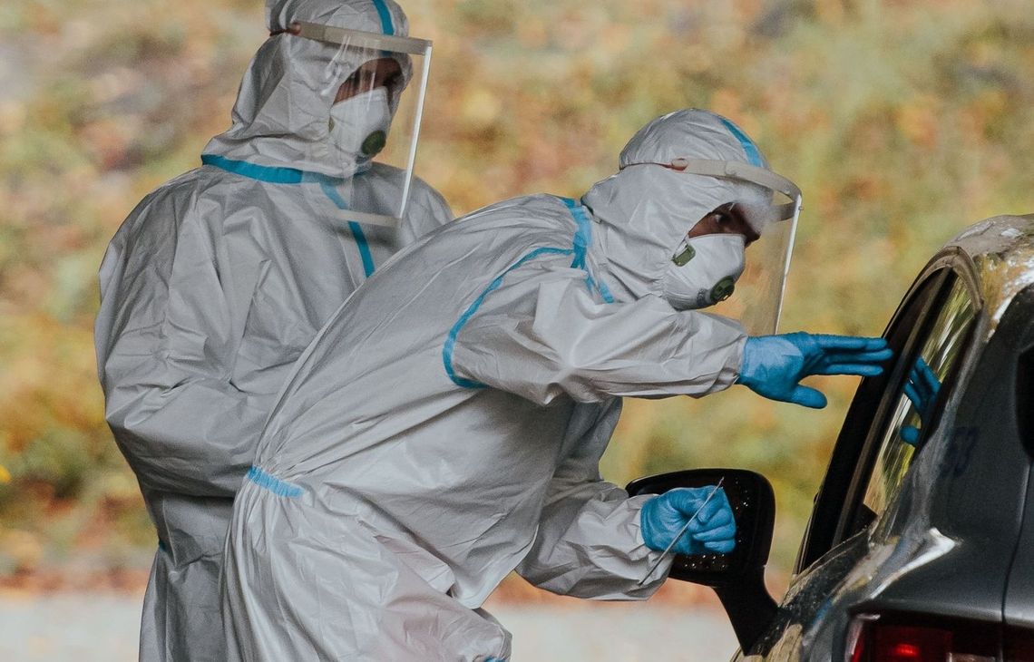 Coraz więcej zgonów. Koronawirus w Polsce, Zachodniopomorskiem i powiecie Coraz więcej zgonów. Koronawirus w Polsce, Zachodniopomorskiem i powiecie