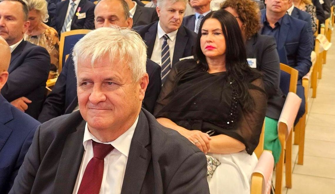 Ćwierć miliarda złotych ma trafić do pracowników. Pakt zarządu PGE GiEK ze związkowcami